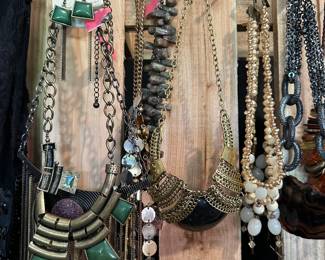 Estate Jewelry Collection—Vintage, Fashion, and Unique Pieces