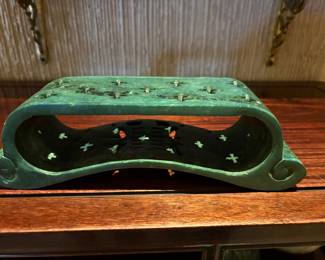 Calligraphy arm rest