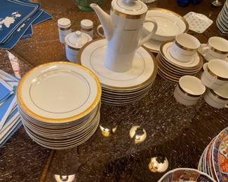 Gold rimmed dish set