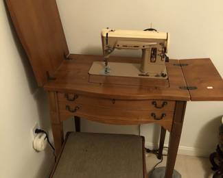 Singer Sewing Table