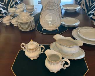 Hutschenreuther Sylvia Wallace China LORELEI  Gray Design On White, Gold Trim