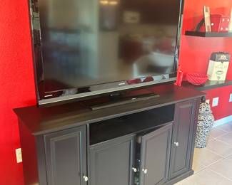 Television Smart TV and consol
