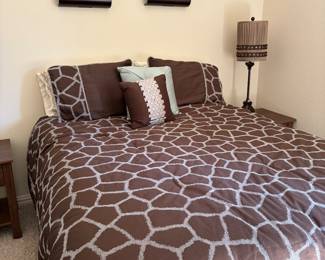 Queen Bed, Bedding and decor