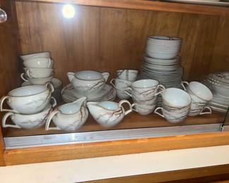 Large set of Spring willow Kent china