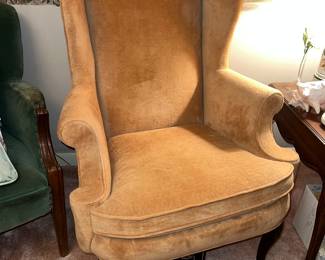 Vintage Queen Anne-style upholstered gold chair