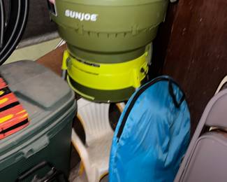 Sun Joe electric leaf mulcher/shredder