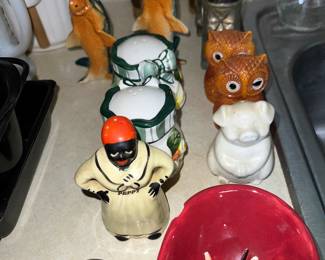 Vintage Salt & pepper shakers