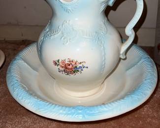 Arnel's ceramic pitcher and Wash bowl