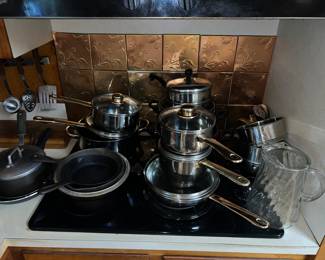 Multiple cooking pots