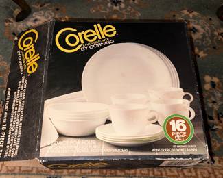 Set of Corelle Livingware