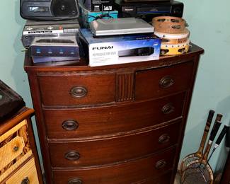 Mid-century chest of drawers