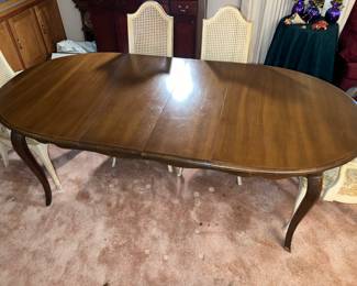 Mid-Century Thomasville French Country style dining table