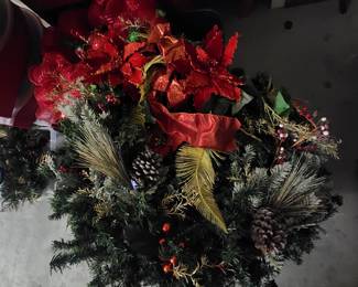 Large Christmas Wreaths!