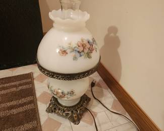 Vintage Glass Floral Lamp