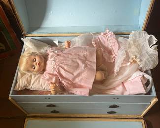 Open front of Louis Vuitton trunk 