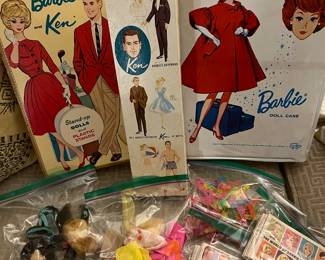 Barbie and Ken paper dolls
Ken Box
Barbie carrying case