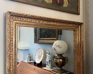 Yard long print roses
Gold leaf mirror