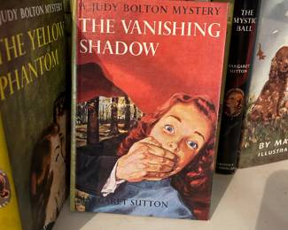Vintage set Judy Bolton mysteries 