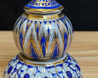 Tiny Lidded Porcelain Jar Bowl