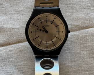 Swatch SFB106G Skin Flattention Wristwatch