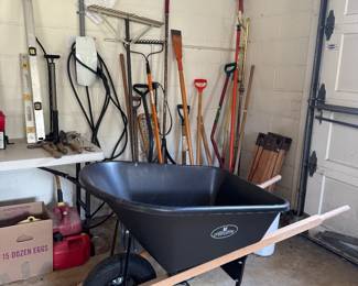 Landscapers Select Wheelbarrow