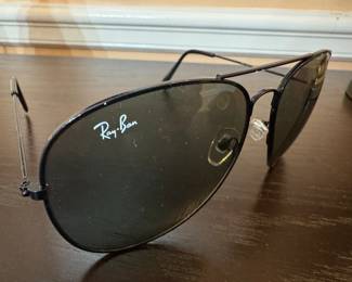 Ray-Ban Aviator Sunglasses