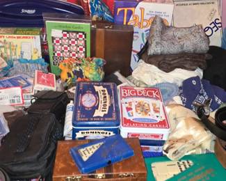 Sewing Supplies - Dominos - Games