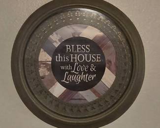 Round Picture