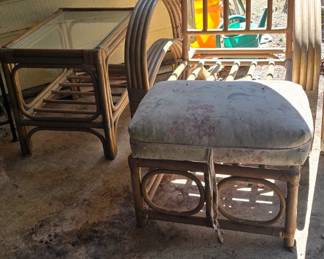 Bamboo Chair - Table