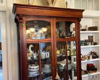 dining hutch, vase, Quimper set