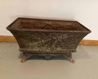 Cast iron planter