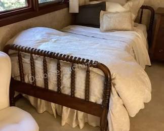 Jenny Lind bed