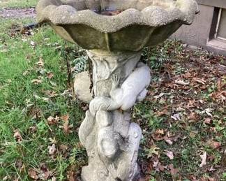 Cement bird bath