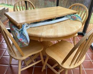 Butcherblock Table Chairs