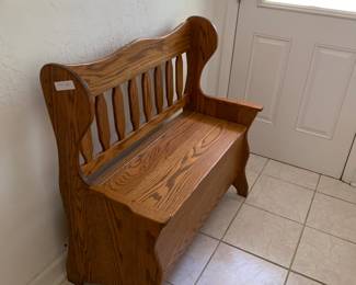 Storage bench