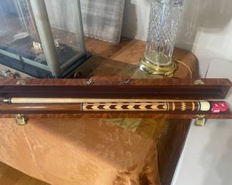 cool custom pool cue and case
