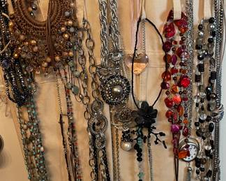 Jewelry jewelry jewelry