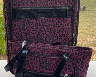 Pink cheetah print luggage set