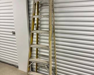 132 HomeBaseFiberglassStepAFrameLadderExtraTall