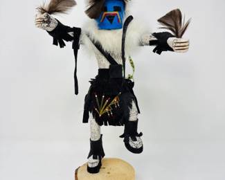 87 NavajoKachinaDollMedicineManFigureSigned12Tall