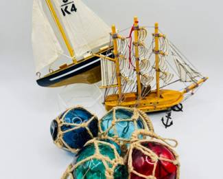 150 2ModelSailboatOrnaments4GlassFishingFloats