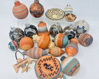 140 20NavajoSouthwestPotteryOrnamentsSomeSigned