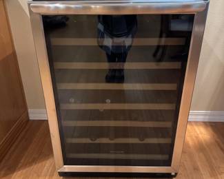 10 FrigidaireWineCoolerModelFGWC523L3TSElectroluxHomeProducts