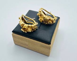 34 14KGoldNuggetTexturedHoopEarrings1035g