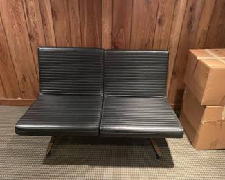 Another Chrome Craft leather piece.  loveseat measures 48” l x 28 d x 37t.   Presale $400