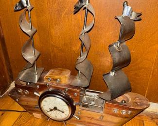 Mid Century United Ship Clock