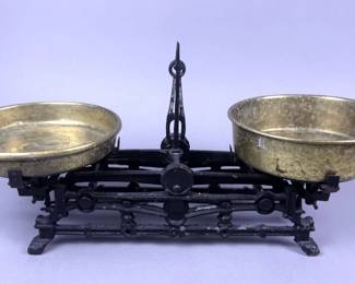 Vintage Cast Iron and Brass Pan Scales