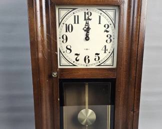 Vintage USA Howard Miller Wall Clock