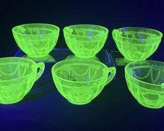 UV Uranium Glass Lace Pattern Tea Cups