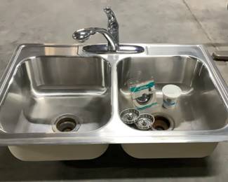 Dayton Elite Double Sink